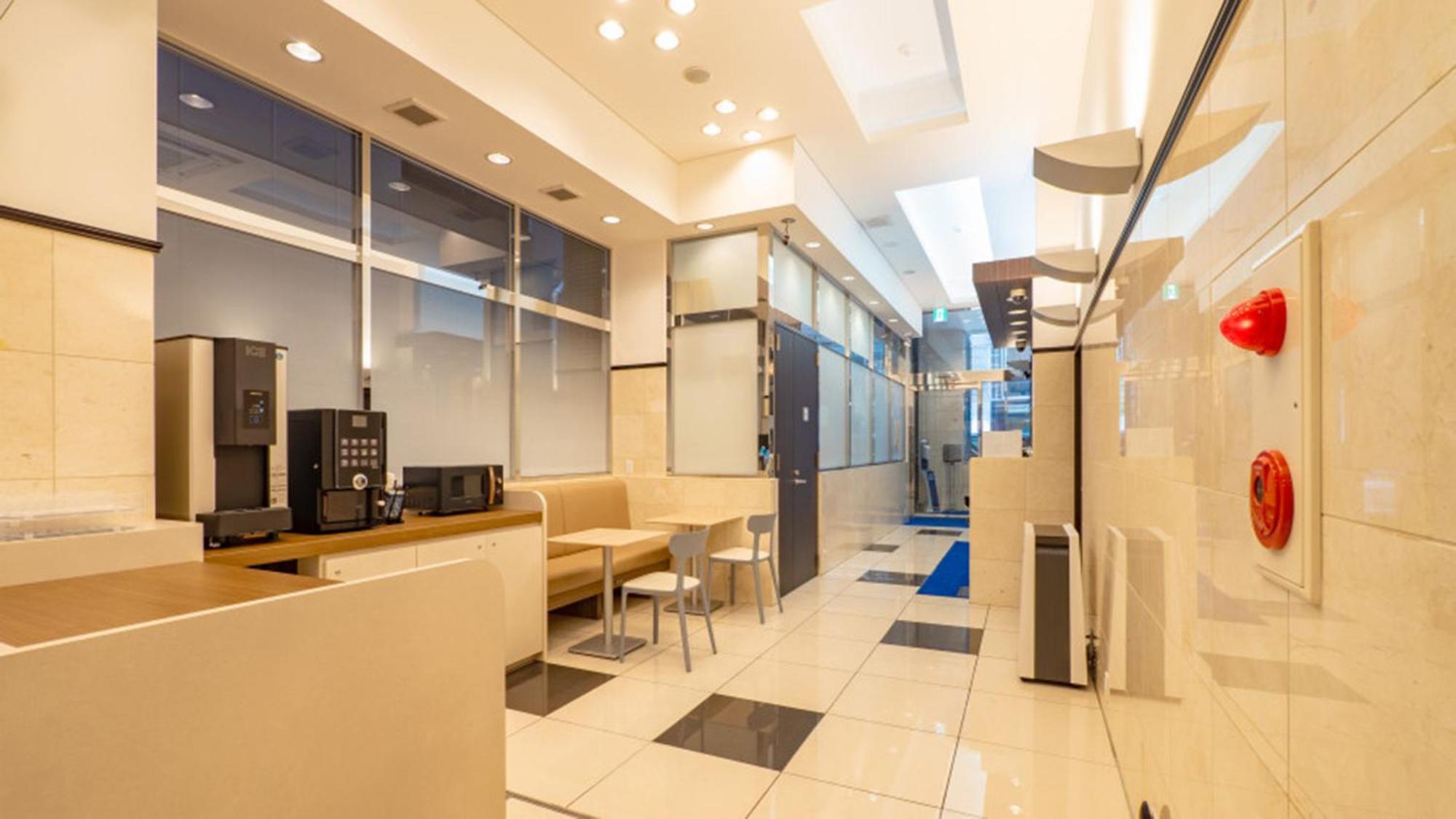 Toyoko Inn Tokyo Eki Yaesu Kita Guchi Dış mekan fotoğraf