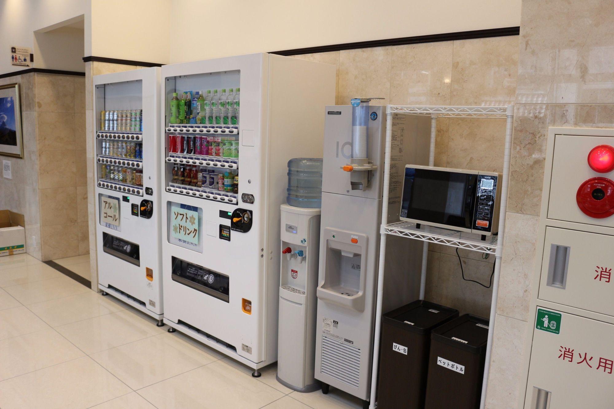 Toyoko Inn Tokyo Eki Yaesu Kita Guchi Dış mekan fotoğraf